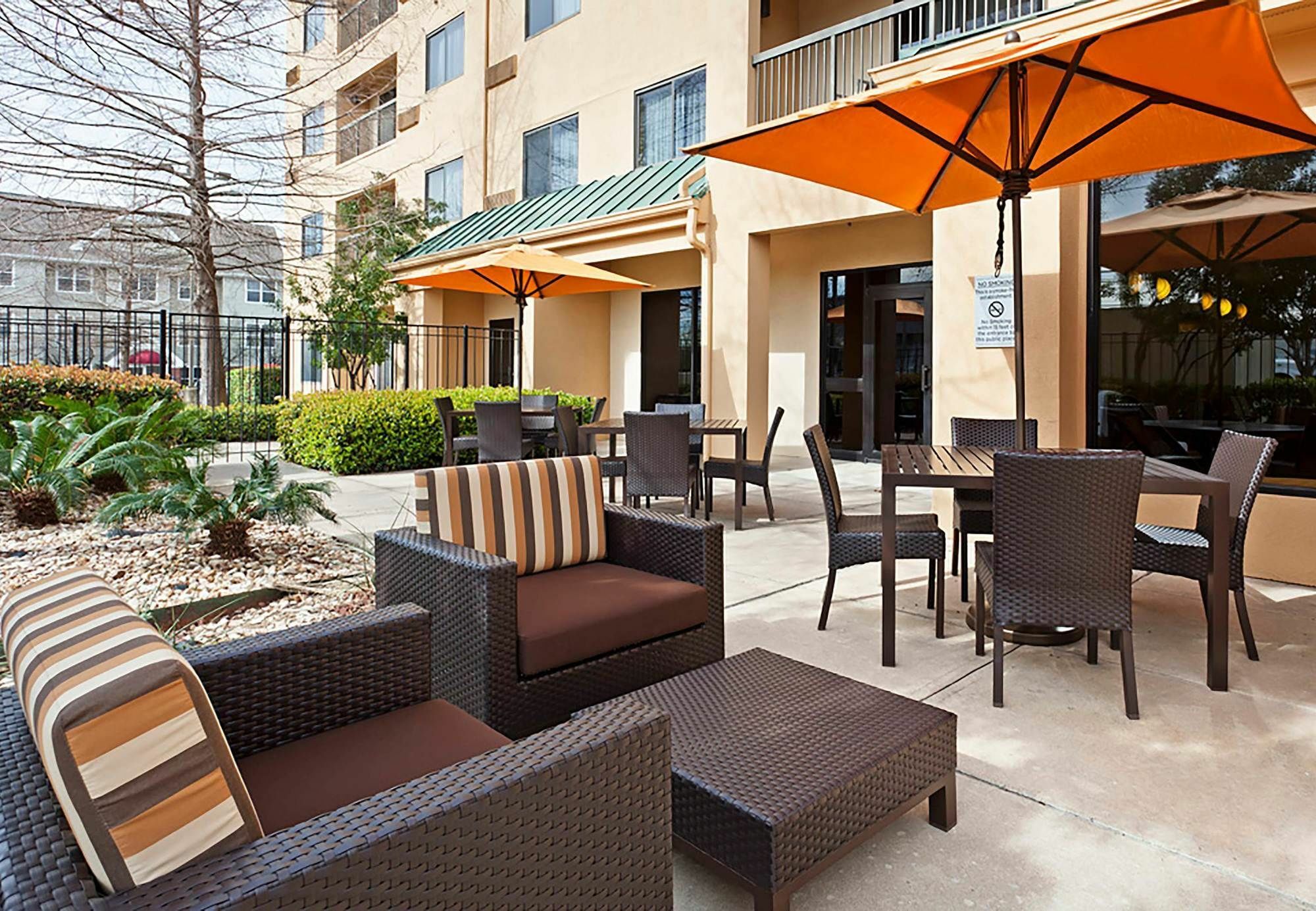 Courtyard Austin South Hotell Exteriör bild